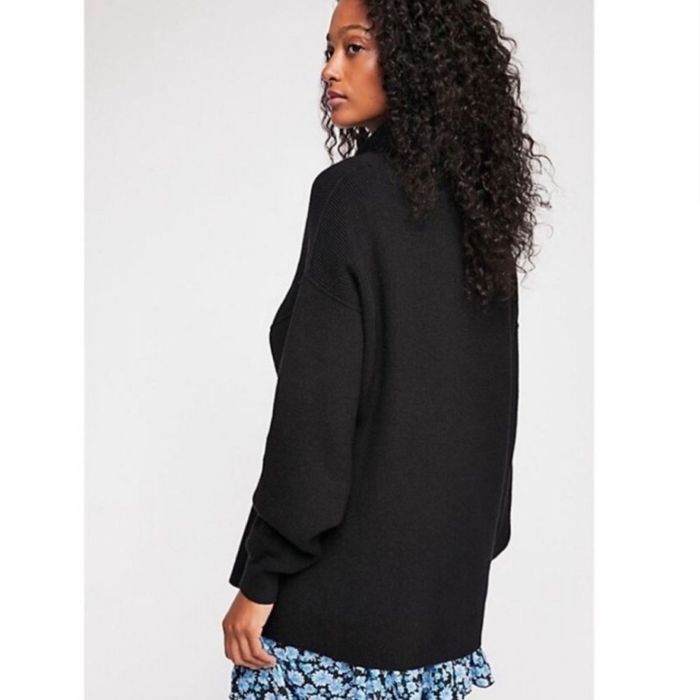 Free People Black Ribbed Softly Structured Tunic‎ - Picture 2 of 7